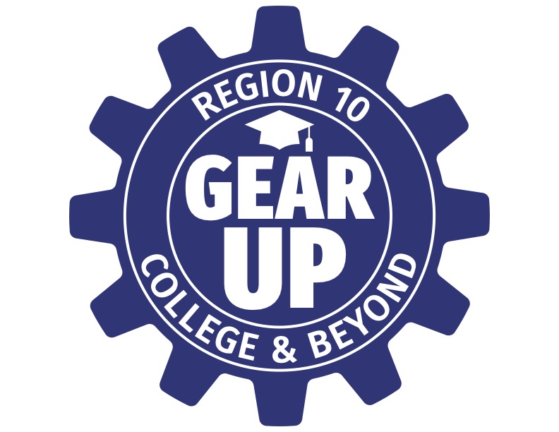 R10 Gear Up logo